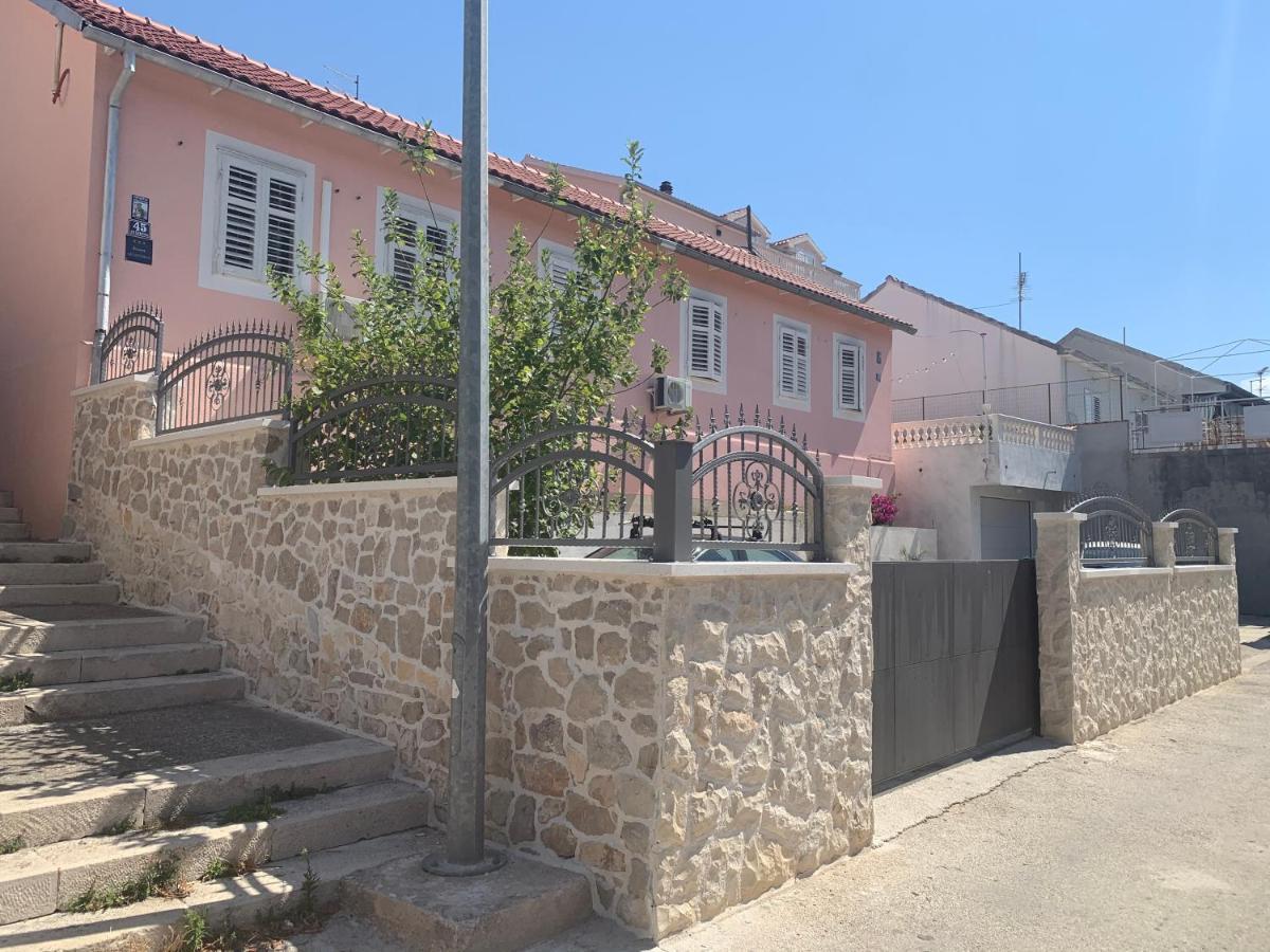 Apartment Silvana II Šibenik Exteriör bild